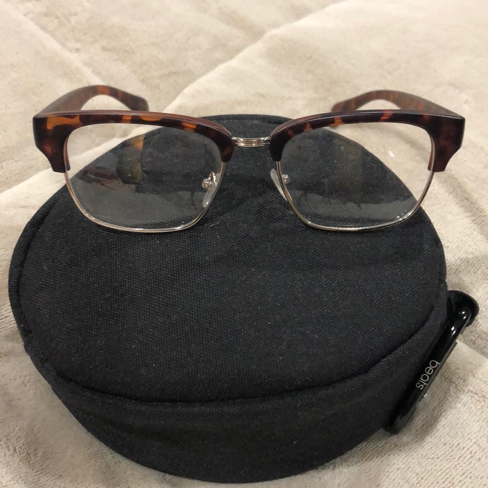 Clear glasses